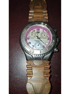 Vintage TechnoMarine TMC Mother of Pearl Dial,  Silicone - Working,